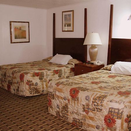 Executive Inn & Suites Lakeview Ngoại thất bức ảnh