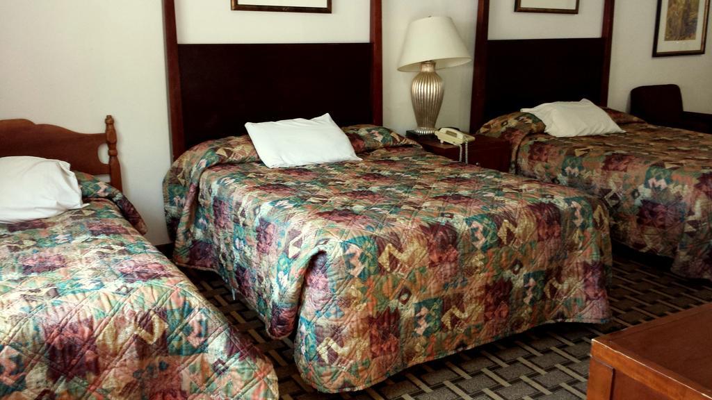 Executive Inn & Suites Lakeview Phòng bức ảnh
