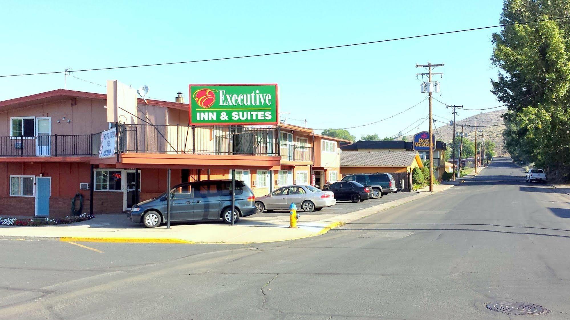Executive Inn & Suites Lakeview Ngoại thất bức ảnh